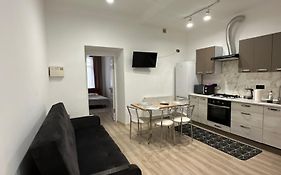 Levvv Apartment